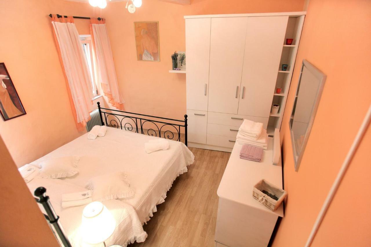 Phaedra Apartment Trogir Exterior photo